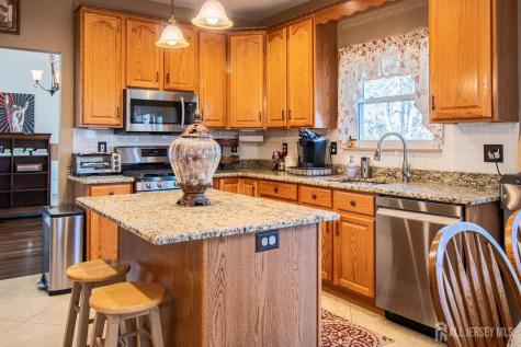 54 7th Street Monroe NJ 08831
