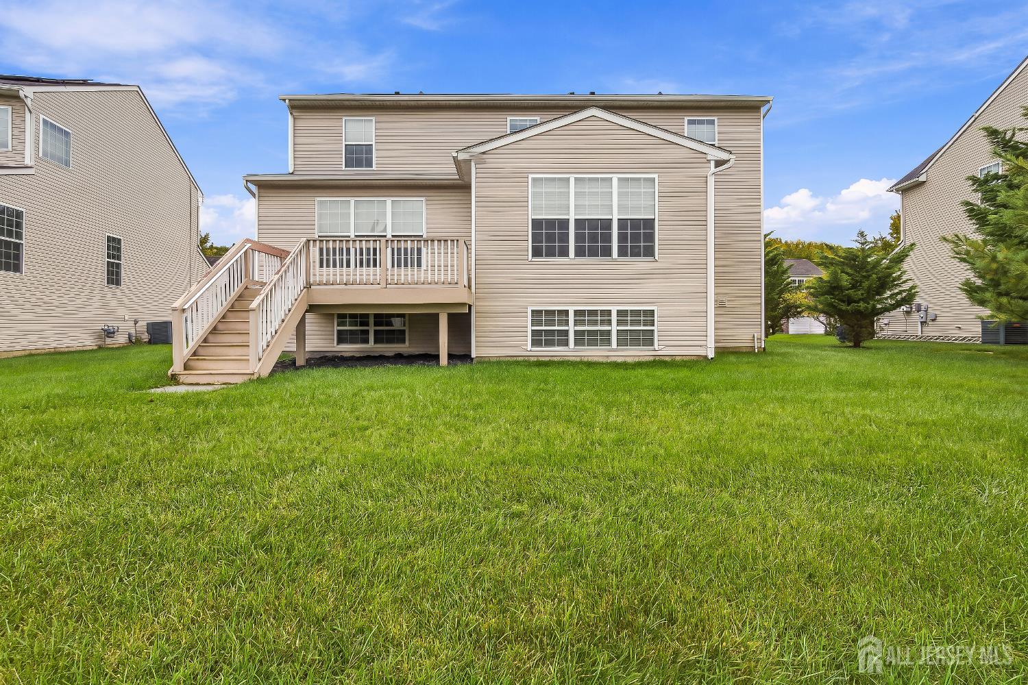 31 Saratoga Lane Monroe NJ 08831