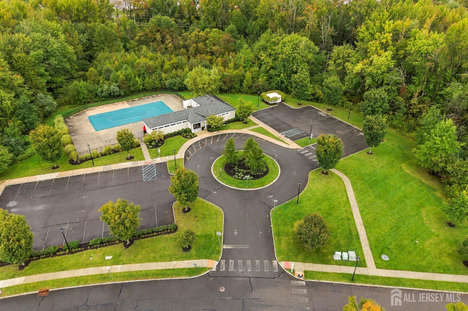 31 Saratoga Lane Monroe NJ 08831