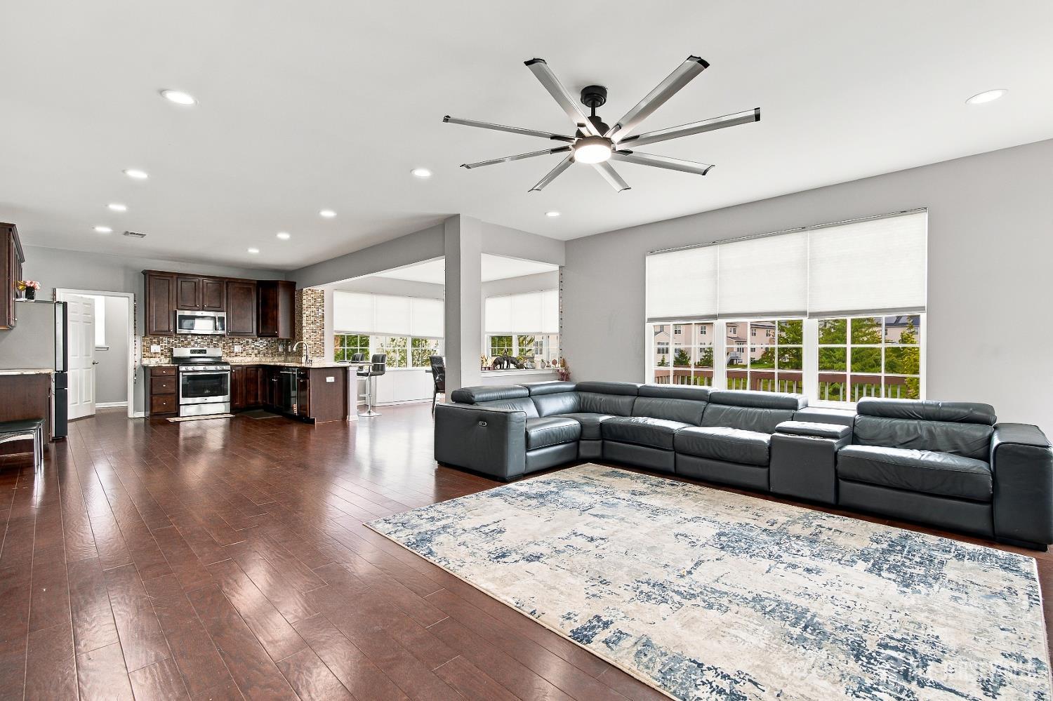 31 Saratoga Lane Monroe NJ 08831