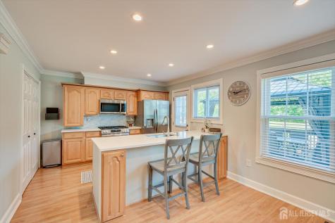 15 Gwizdak Court Sayreville NJ 08872