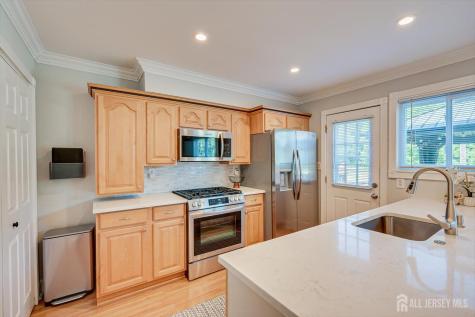 15 Gwizdak Court Sayreville NJ 08872