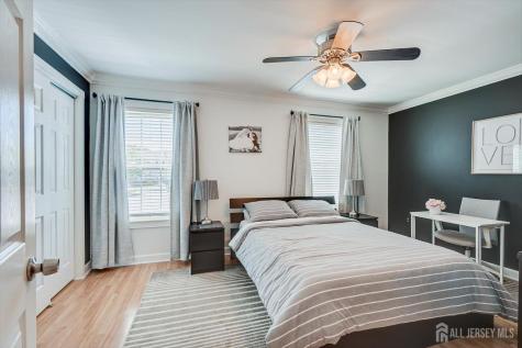 15 Gwizdak Court Sayreville NJ 08872