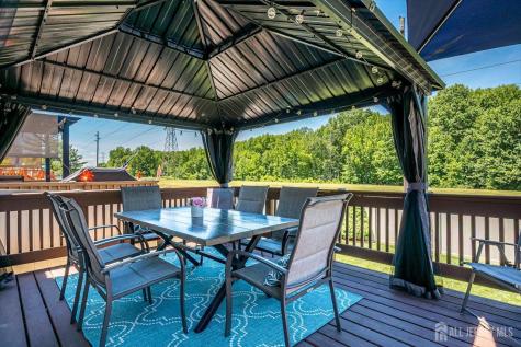 15 Gwizdak Court Sayreville NJ 08872