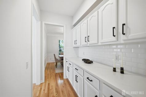 51 Hartlander Street East Brunswick NJ 08816