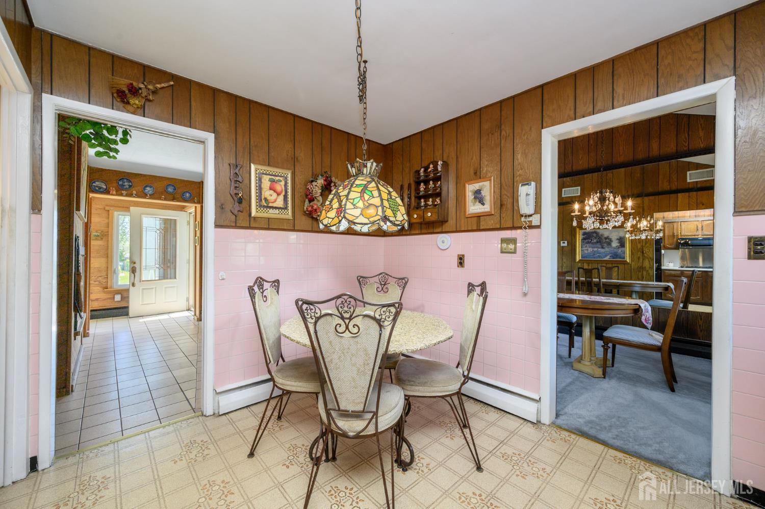 127 Hagaman Street Carteret NJ 07008