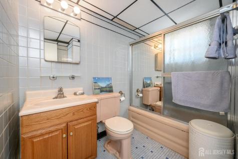 127 Hagaman Street Carteret NJ 07008