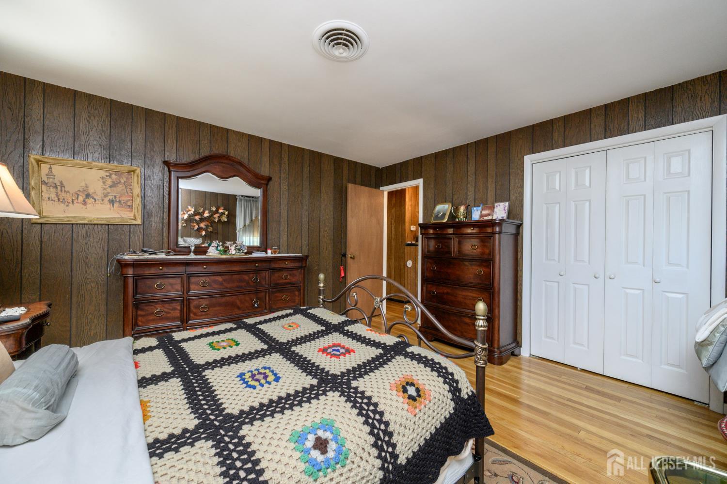 127 Hagaman Street Carteret NJ 07008