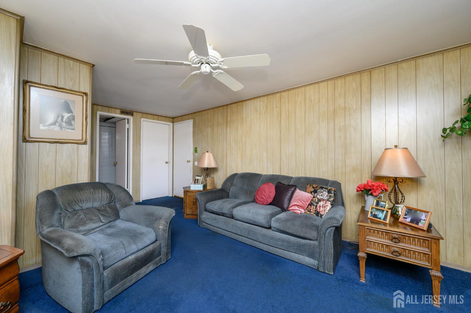 127 Hagaman Street Carteret NJ 07008