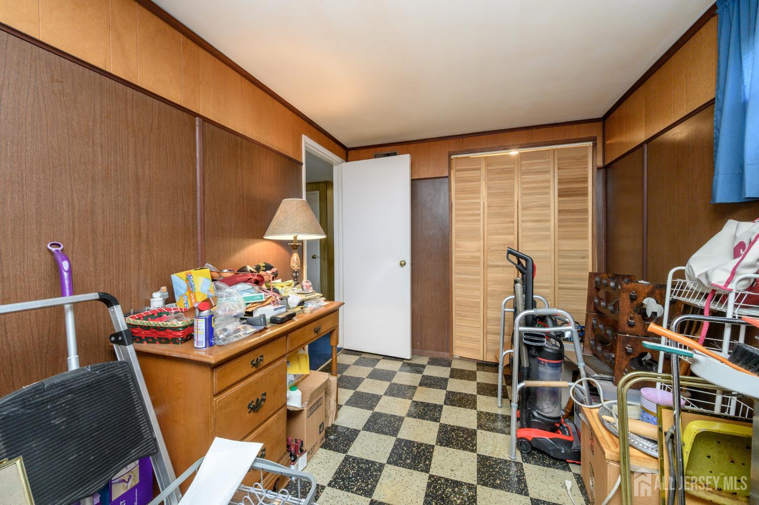 127 Hagaman Street Carteret NJ 07008