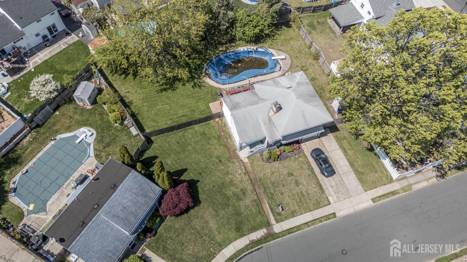 127 Hagaman Street Carteret NJ 07008