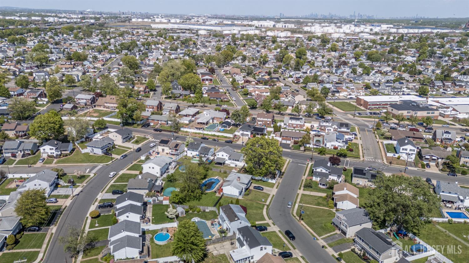 127 Hagaman Street Carteret NJ 07008