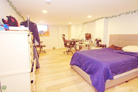 8 Hope Valley Drive East Windsor NJ 08512