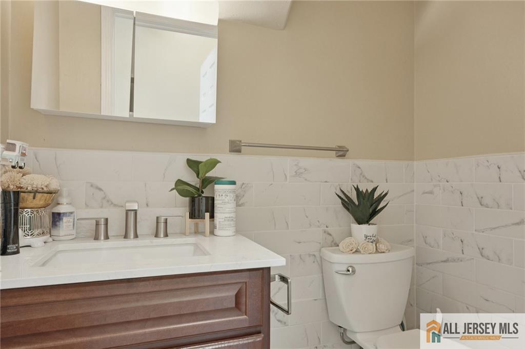 32 Franklin Street Piscataway NJ 08854