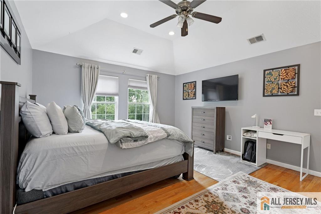 32 Franklin Street Piscataway NJ 08854