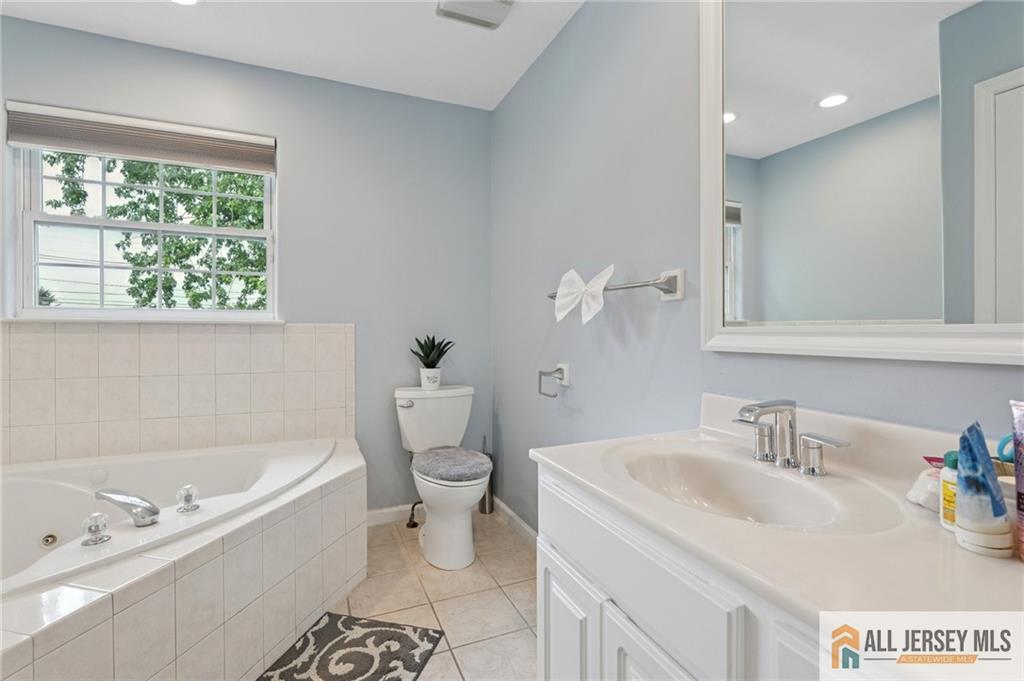 32 Franklin Street Piscataway NJ 08854