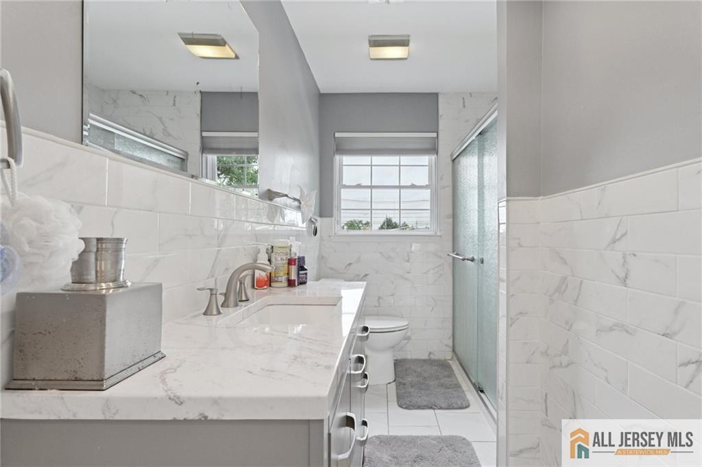 32 Franklin Street Piscataway NJ 08854