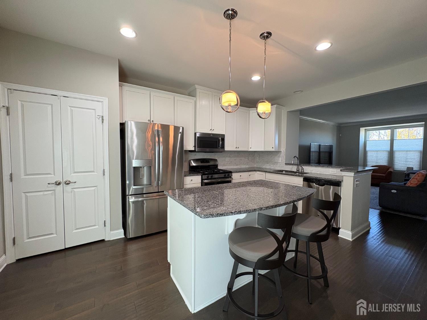 101 Bayside Court South Amboy NJ 08879