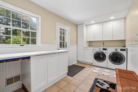 14 Alexander Drive Monroe NJ 08831
