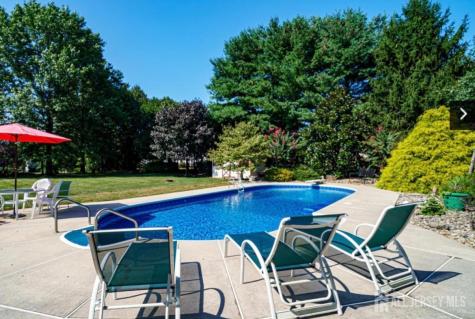 14 Alexander Drive Monroe NJ 08831