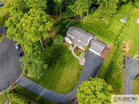 114 Old Beekman Road South Brunswick NJ 08852