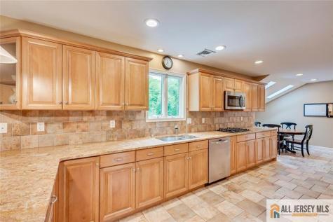 114 Old Beekman Road South Brunswick NJ 08852