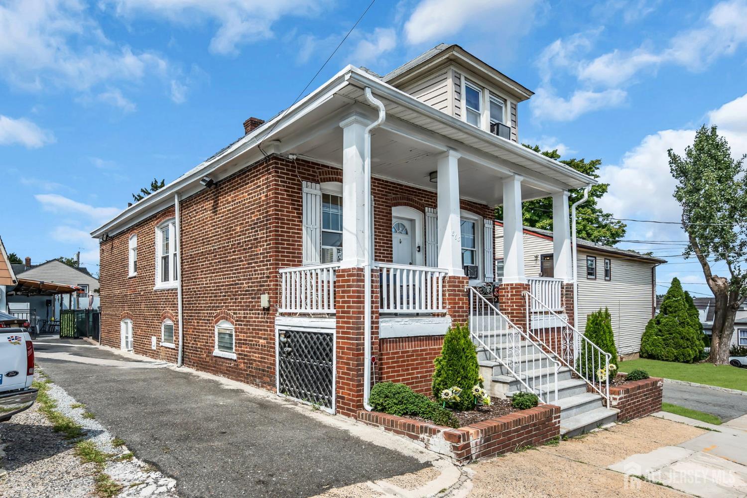 865 Birch Street Perth Amboy NJ 08861