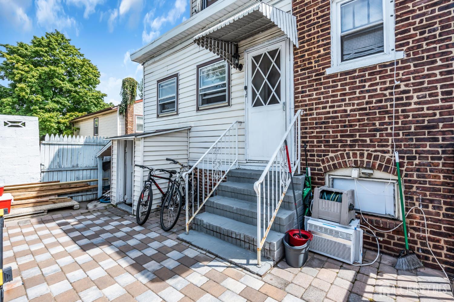 865 Birch Street Perth Amboy NJ 08861