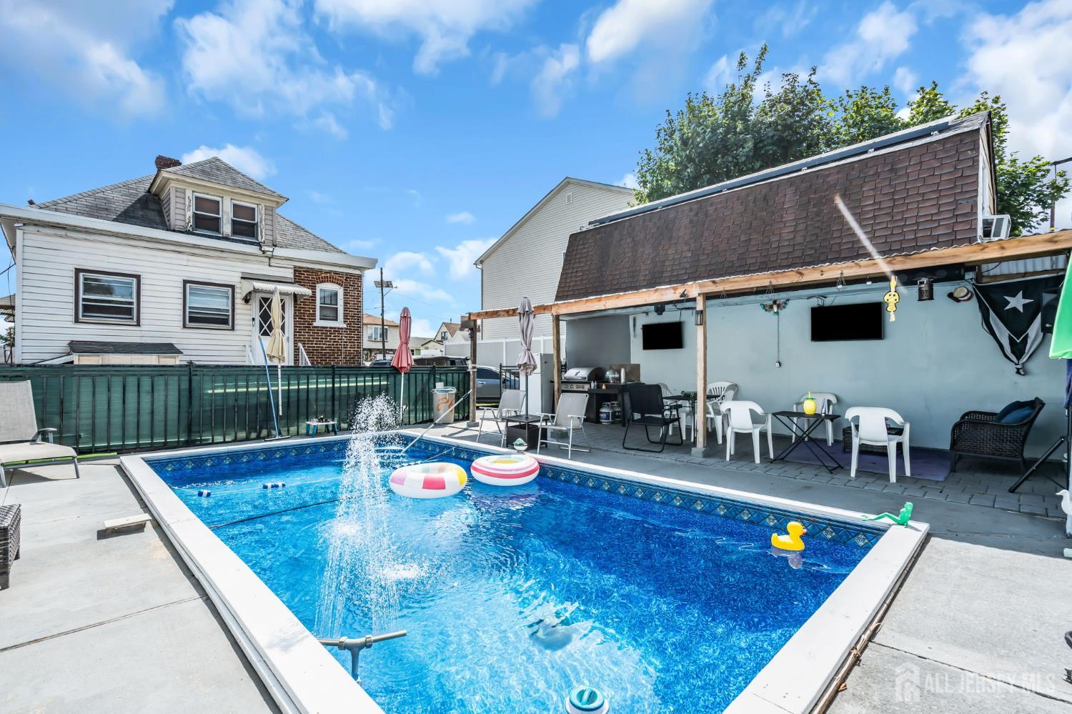 865 Birch Street Perth Amboy NJ 08861