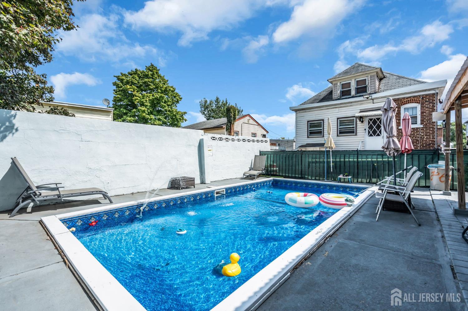 865 Birch Street Perth Amboy NJ 08861