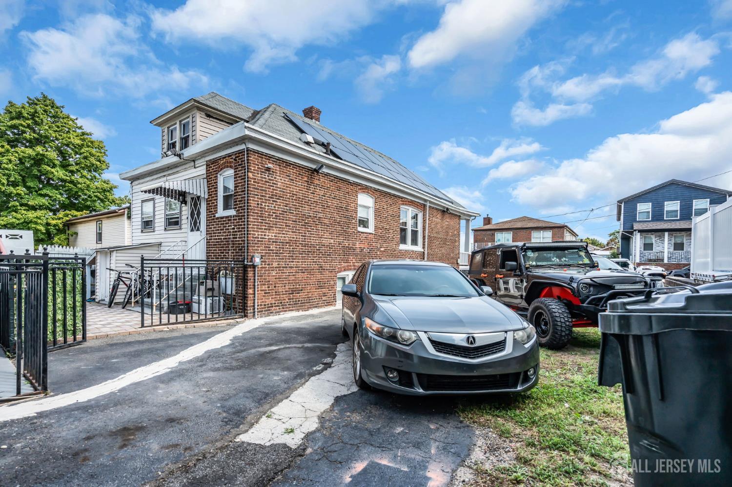 865 Birch Street Perth Amboy NJ 08861