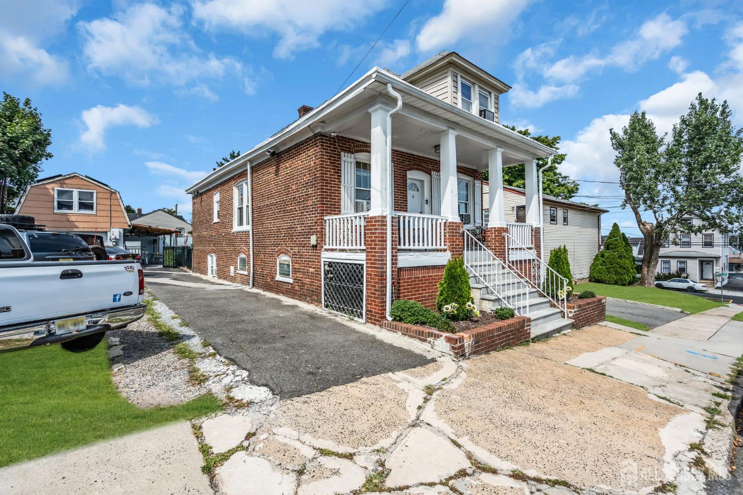 865 Birch Street Perth Amboy NJ 08861