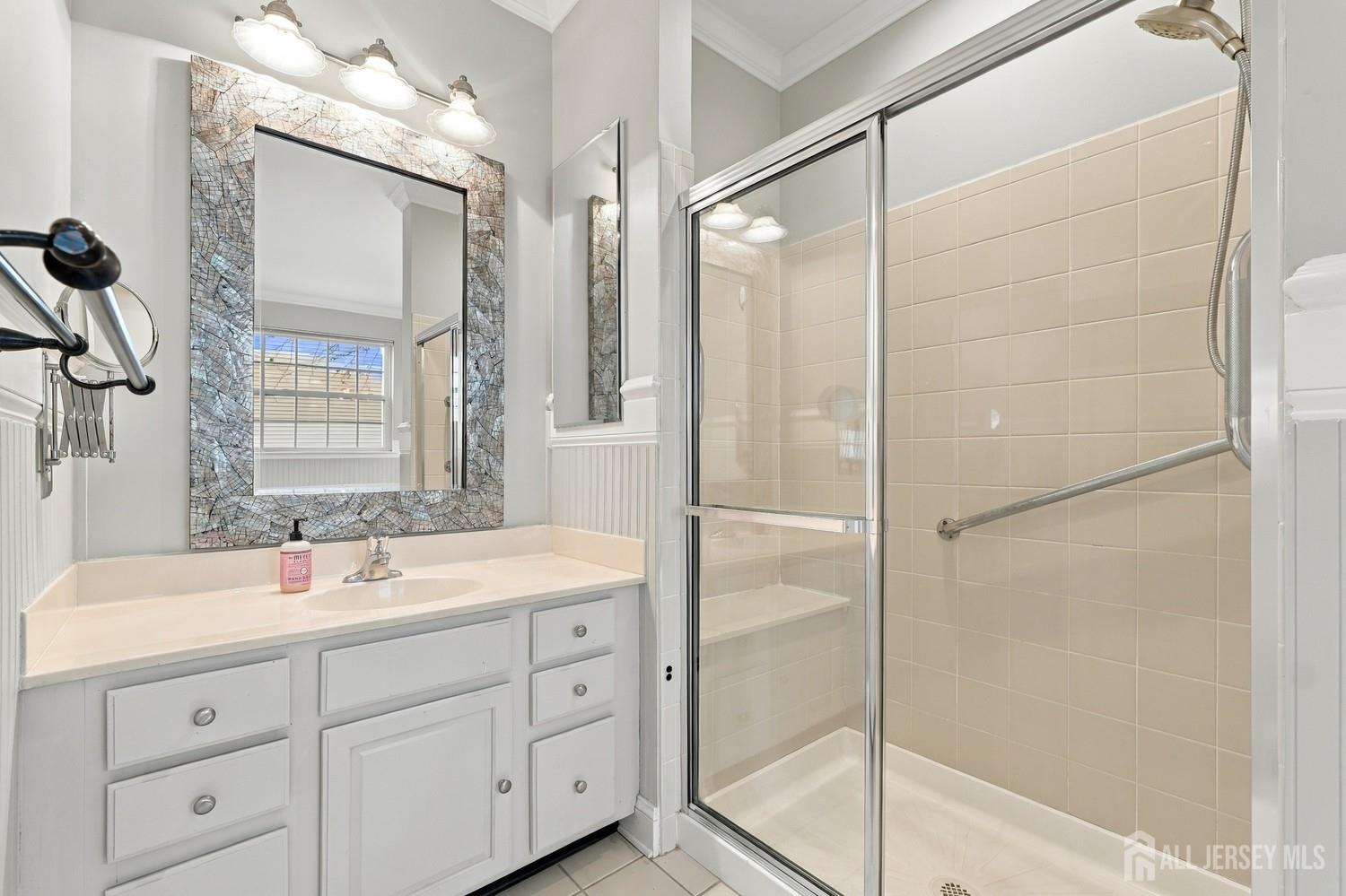 12 Powderhorn Way Allentown NJ 08501