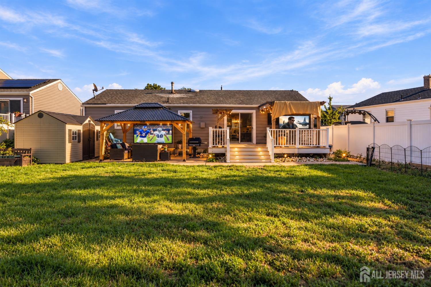 27 Harrison Avenue Carteret NJ 07008