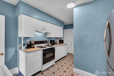 661 2nd Street Trenton NJ 08611