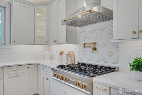 54 Nevsky Street Edison NJ 08820