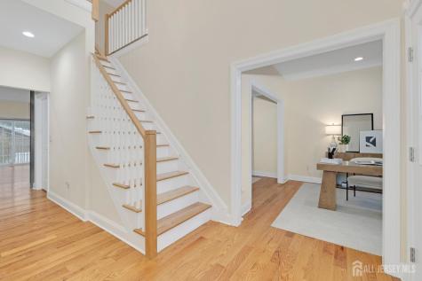 2 Maddie Court Colonia NJ 07067