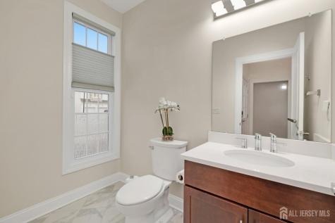 2 Maddie Court Colonia NJ 07067