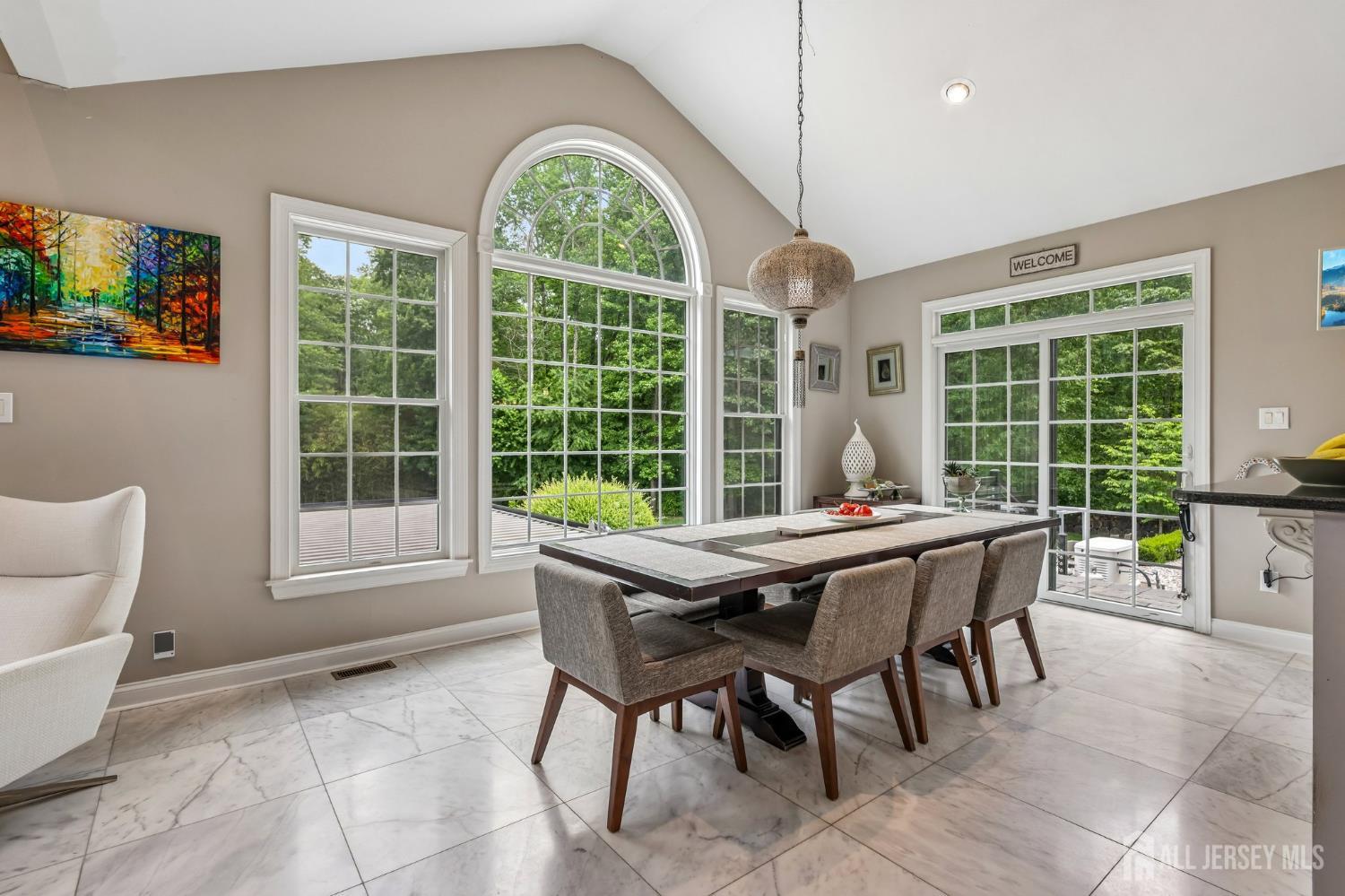 5 Northwind Court Monroe NJ 08831