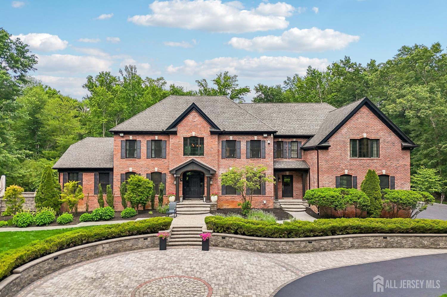 5 Northwind Court Monroe NJ 08831