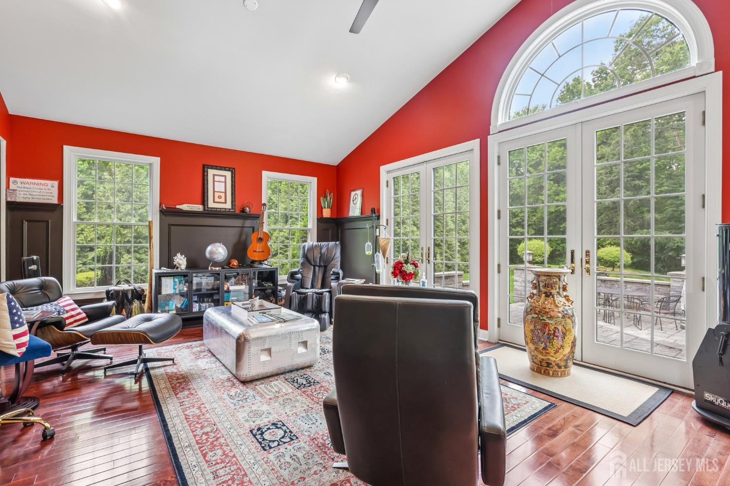 5 Northwind Court Monroe NJ 08831
