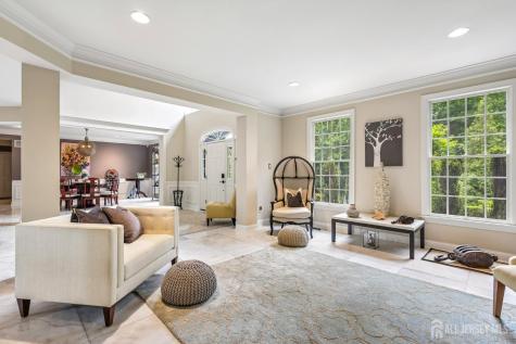 5 Northwind Court Monroe NJ 08831