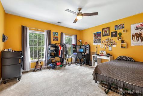 5 Northwind Court Monroe NJ 08831