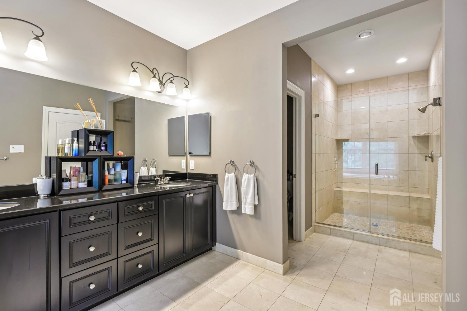 5 Northwind Court Monroe NJ 08831