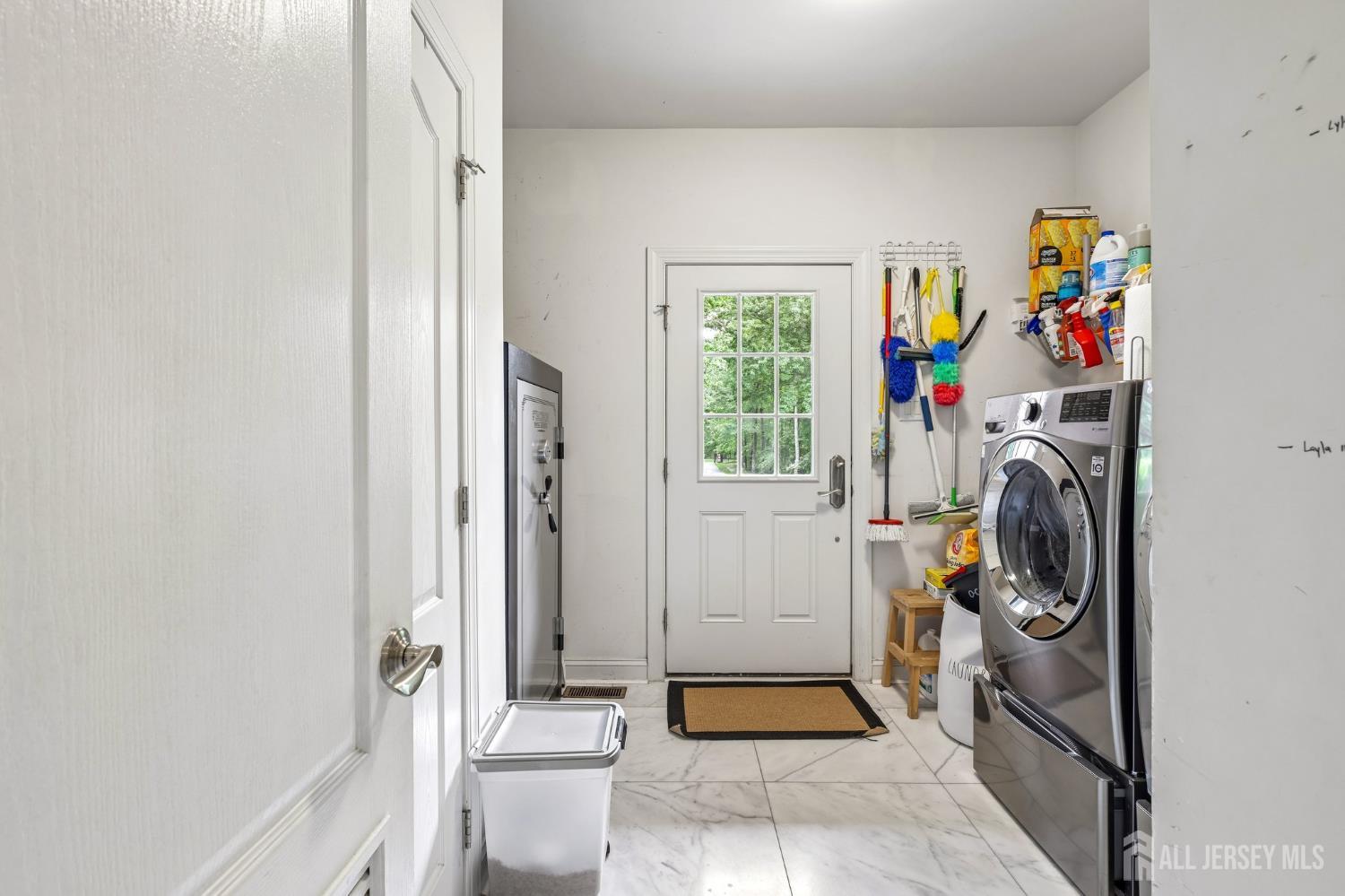 5 Northwind Court Monroe NJ 08831