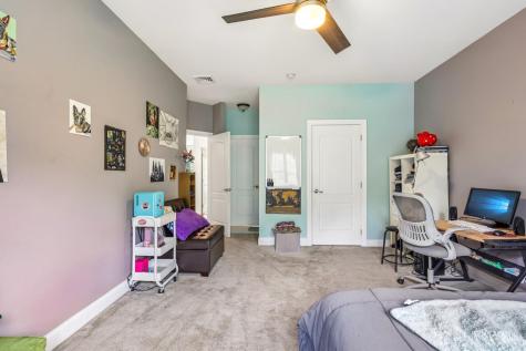 5 Northwind Court Monroe NJ 08831