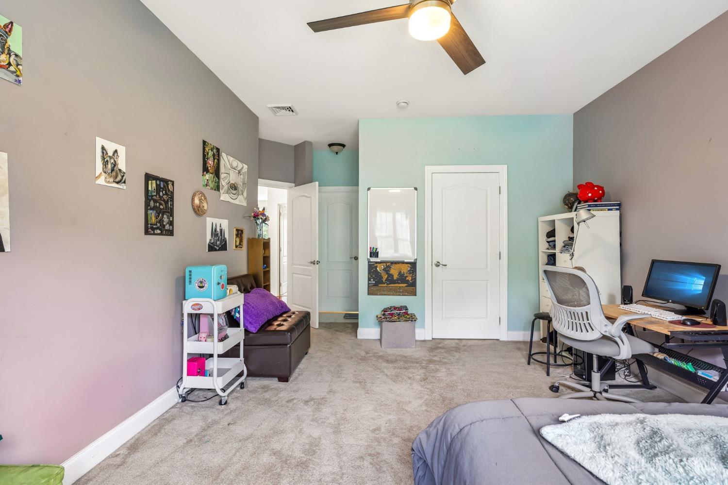 5 Northwind Court Monroe NJ 08831