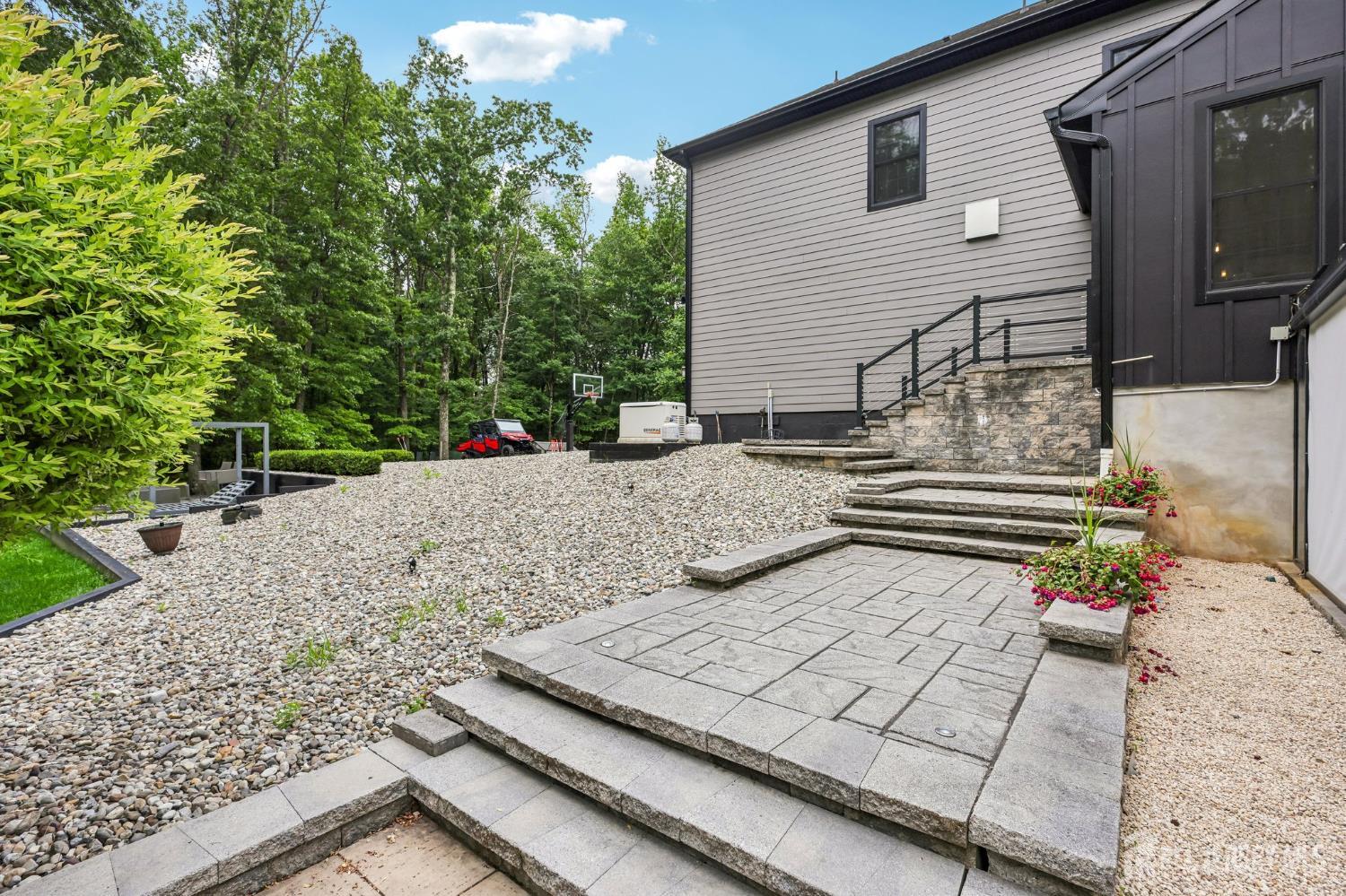 5 Northwind Court Monroe NJ 08831