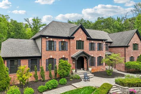 5 Northwind Court Monroe NJ 08831