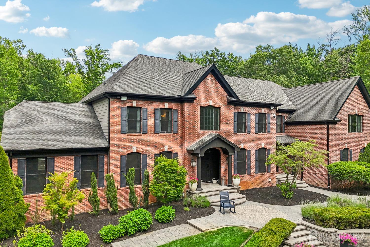 5 Northwind Court Monroe NJ 08831